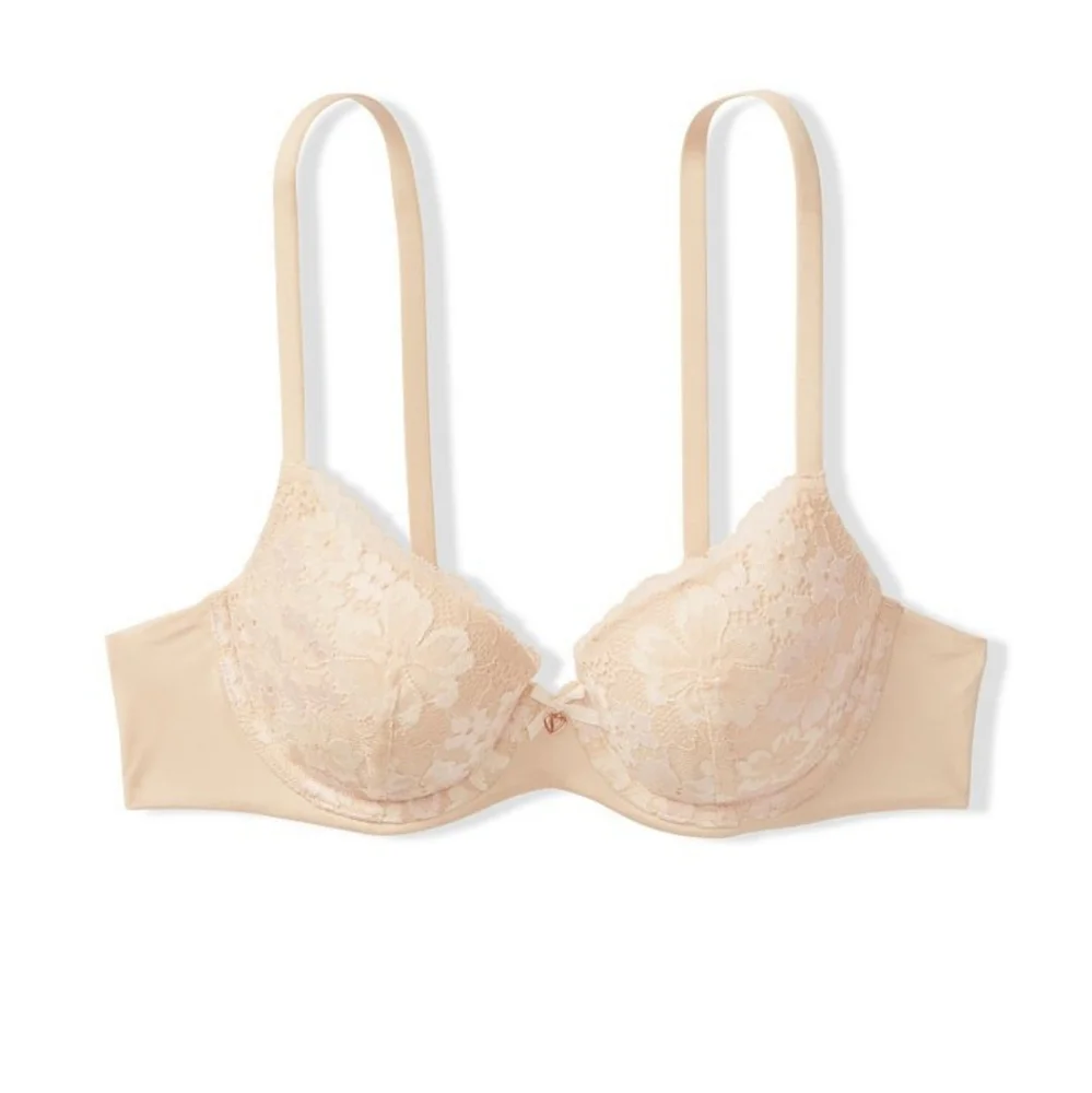 Body by Victoria Lightly Lined Smooth & Lace Demi Bra - Picture 2 of 5